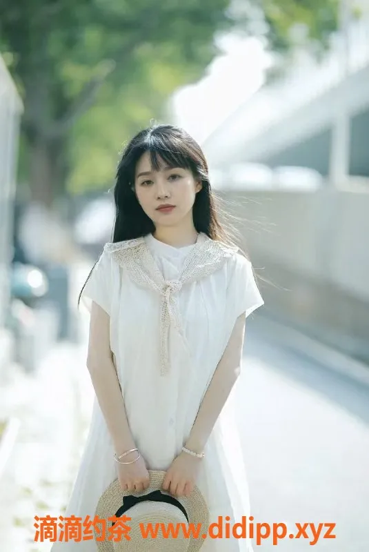 重庆抓龙筋-重庆依依26岁，160cm C罩杯泰式抓龙筋