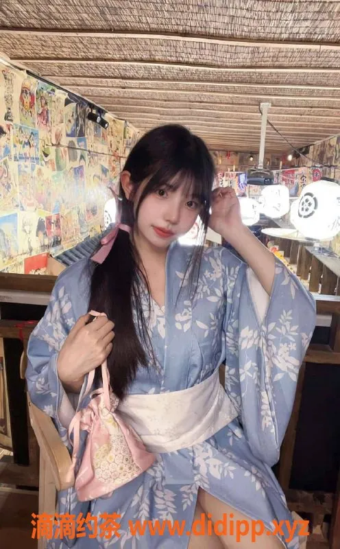 北京楼凤-空姐涂涂，2300P，服务周到、类型齐全