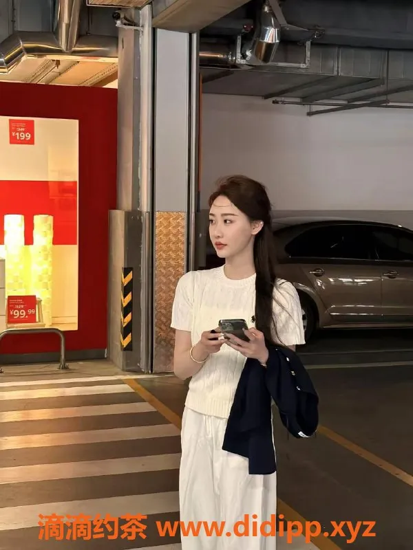 广州楼凤-天河御姐清柠，1300元课费超值体验