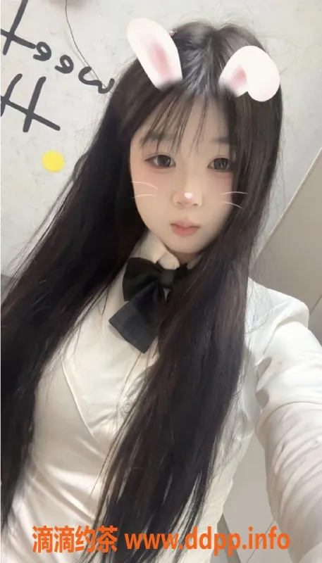 厦门楼凤-集美暖暖：18岁微胖嫩妹，简单服务，水多体验！