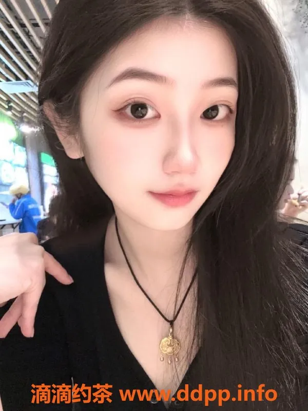 广州楼凤-天河御姐盼盼大胸大长腿，课费6P