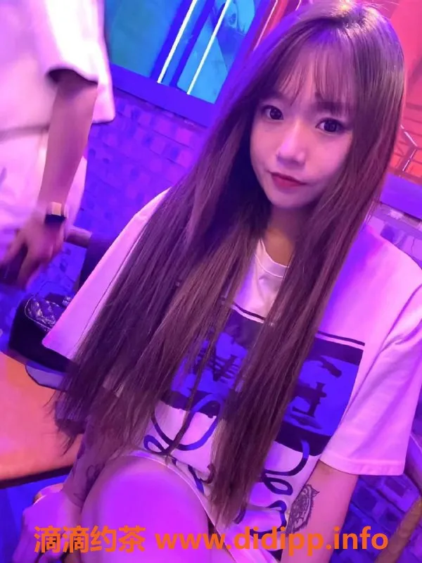 广州楼凤-天河嫩妹星怡，600元视频验证服务