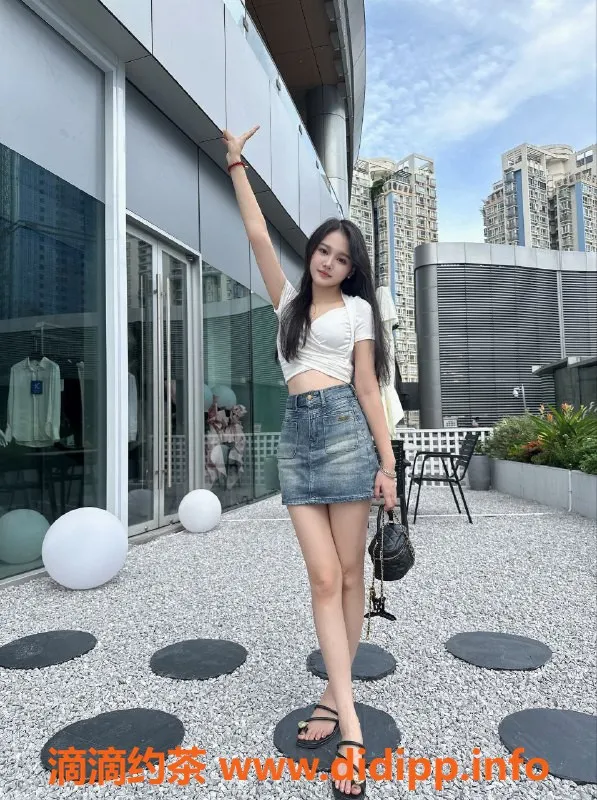 深圳楼凤-南山小雨，1000元一小时，值得尝试！