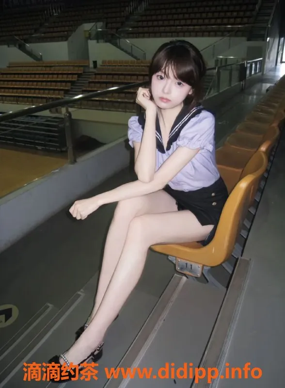 杭州楼凤-拱墅嫩妹奈鹿，69互舔全方位服务