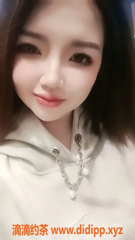 成都楼凤-金牛区少妇西西，400元/50分钟，超值体验！