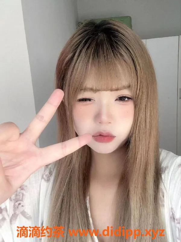 成都楼凤资源信息,成华区小熊，6p大奶嫩妹服务体验