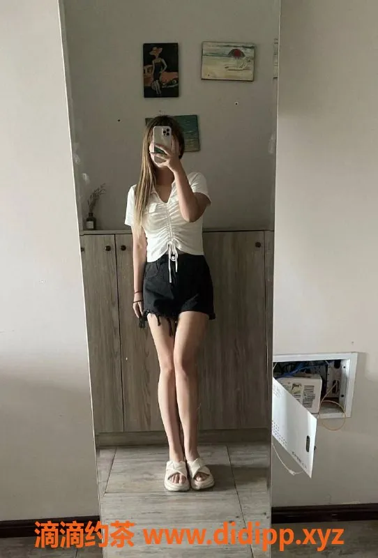 成都楼凤-成华区小熊，6p大奶嫩妹服务体验