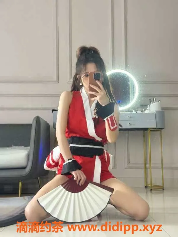 广州楼凤-天河御姐甜梦，12P大胸COS服务，快来体验！