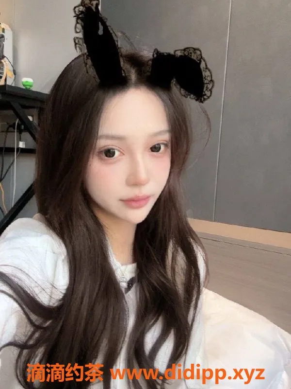 广州楼凤-天河嫩妹乐乐，800元带你享受精彩服务