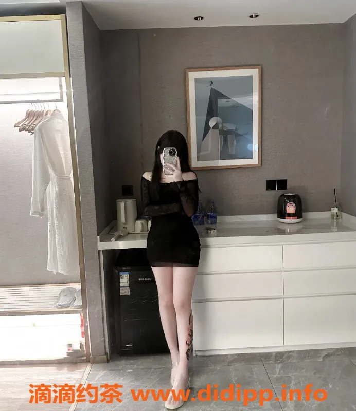 广州楼凤-天河嫩妹余温，8P大胸舌吻服务等你体验