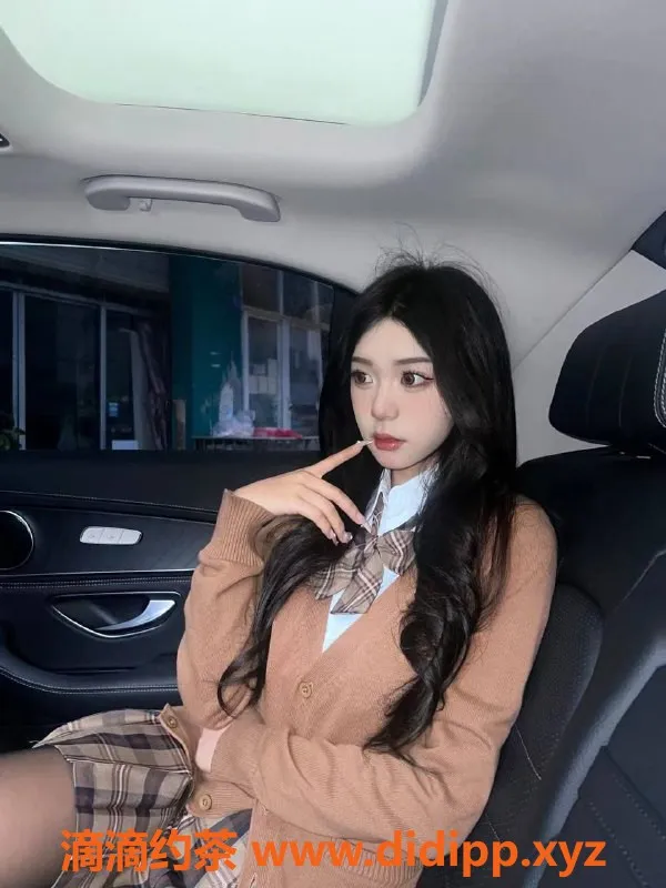 广州楼凤-天河御姐莫莫酱，10P夜课大胸诱惑