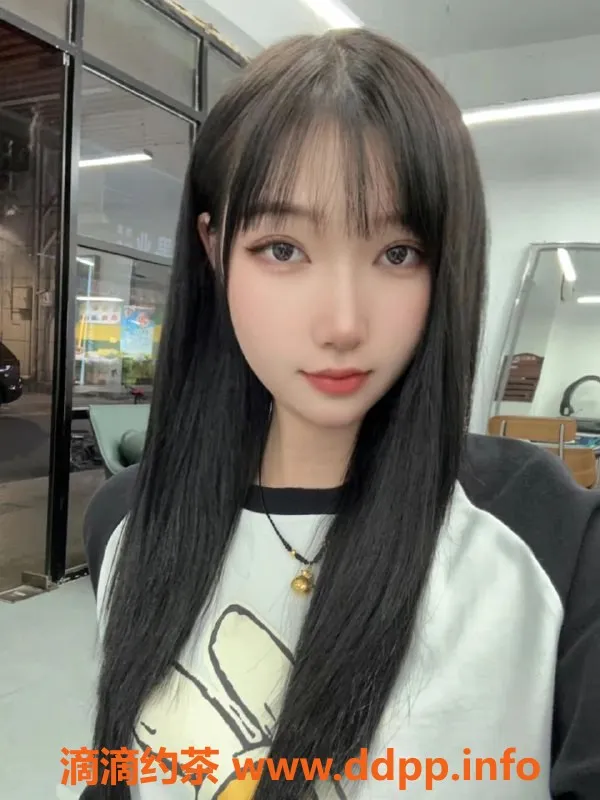 深圳楼凤-宝安晚柠：热门服务，魅力无敌