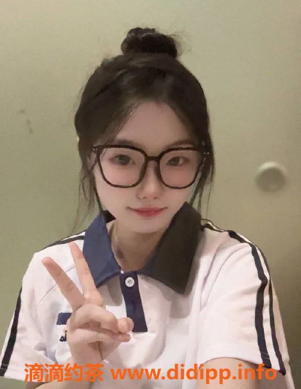 广州楼凤-白云嫩妹小希，6P鸳鸯浴等你体验