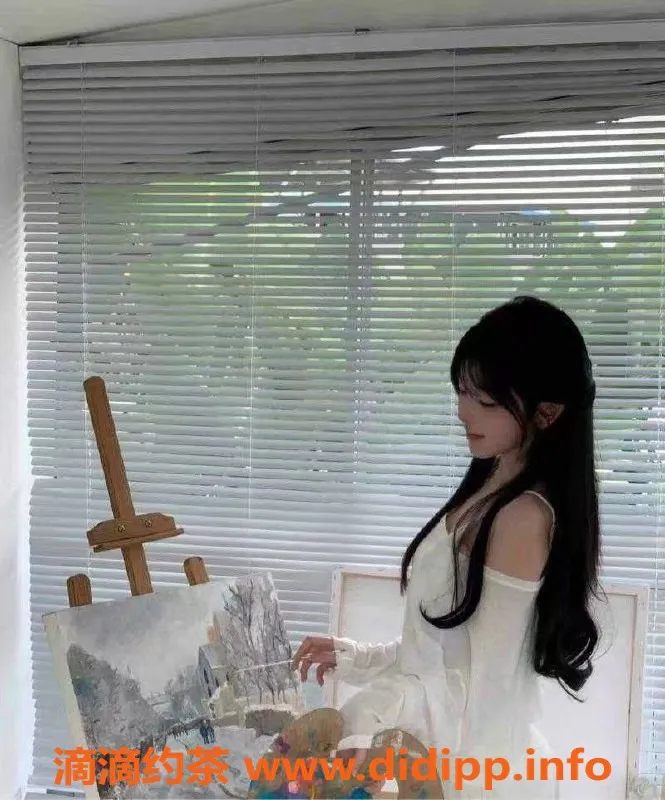 杭州楼凤资源信息,小蜜蜂：青春165cm，陪浴与激情服务任你选