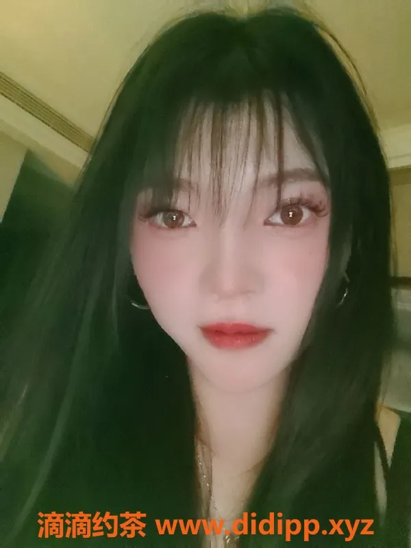 长沙楼凤-芙蓉区柠柠，400元享受无套口服务