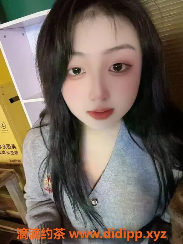 昆明楼凤资源信息,官渡区夏夏，600元口交服务，刺激体验