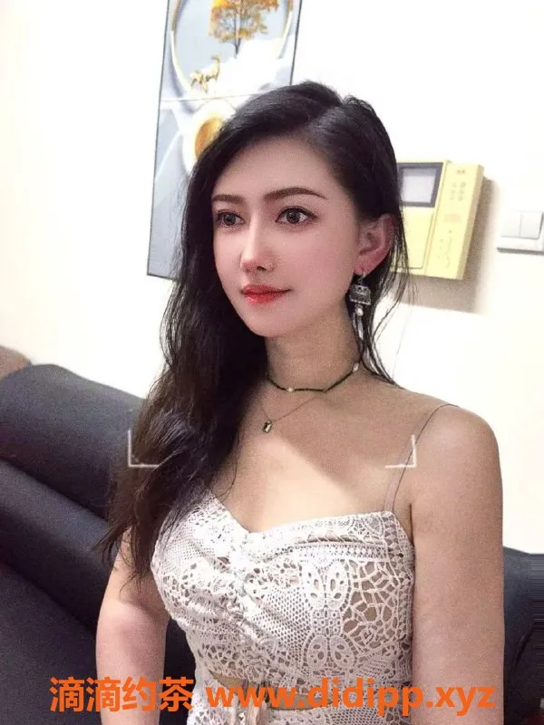 成都楼凤-青羊区晚晚，优质服务少妇，车费仅5.5P