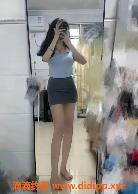 广州楼凤-海珠嫩妹莓莓，23岁167cm，胸围36D，包夜仅1800元！