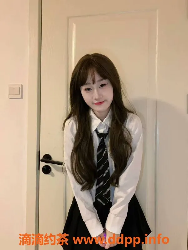 厦门楼凤-湖里五缘湾飞飞鱼，18岁嫩妹外出服务