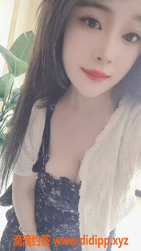 杭州楼凤-上城君君，巨乳可69，课程700元起