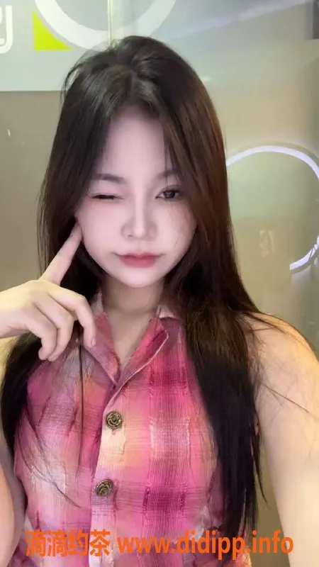 广州楼凤-海珠嫩妹小可爱，600元一小时服务