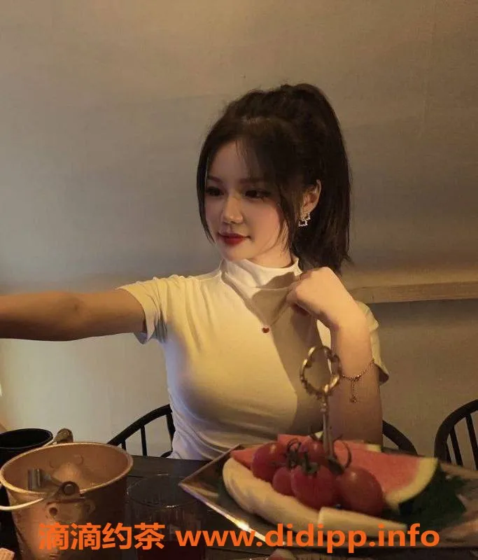 成都楼凤-成华区优咪：600元快感，服务超棒！