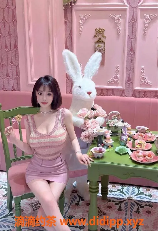 上海楼凤-浦东豆豆，168cm E罩杯，50分钟只需1400