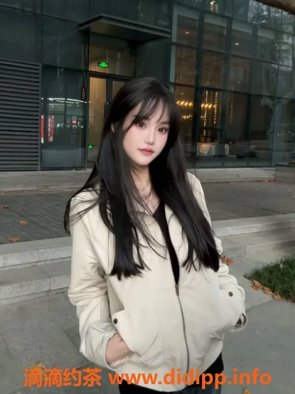 广州楼凤-白云郑大钱，嫩妹大胸8P鸳鸯浴等你来体验