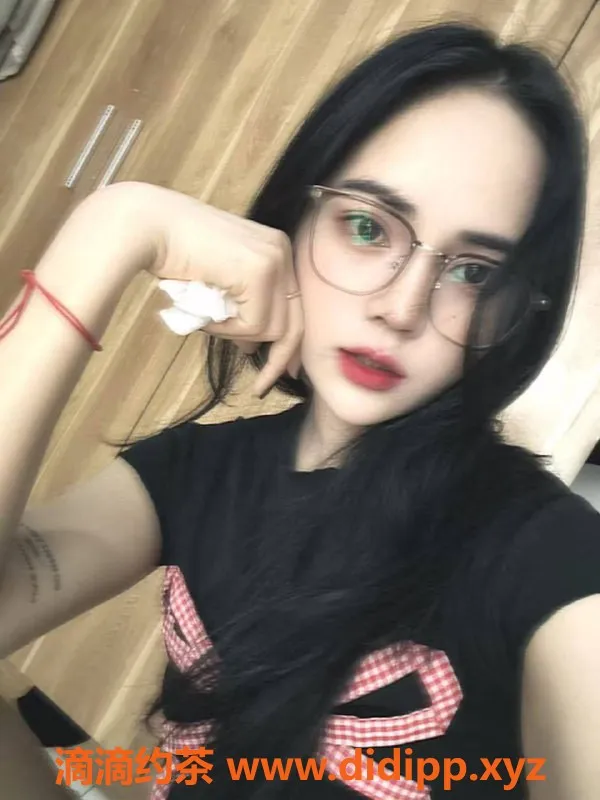 广州楼凤-广州天河米思蛇吻，750起服务体验