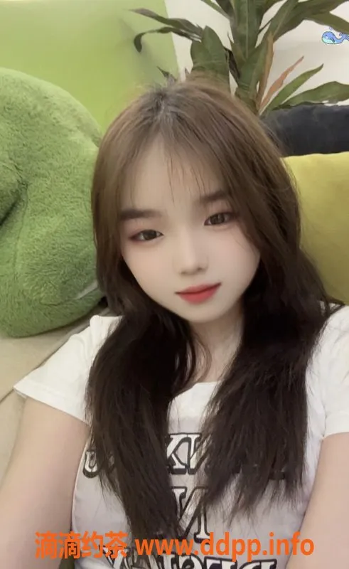 广州楼凤-天河嫩妹容宝，7P舌吻服务等你来体验！