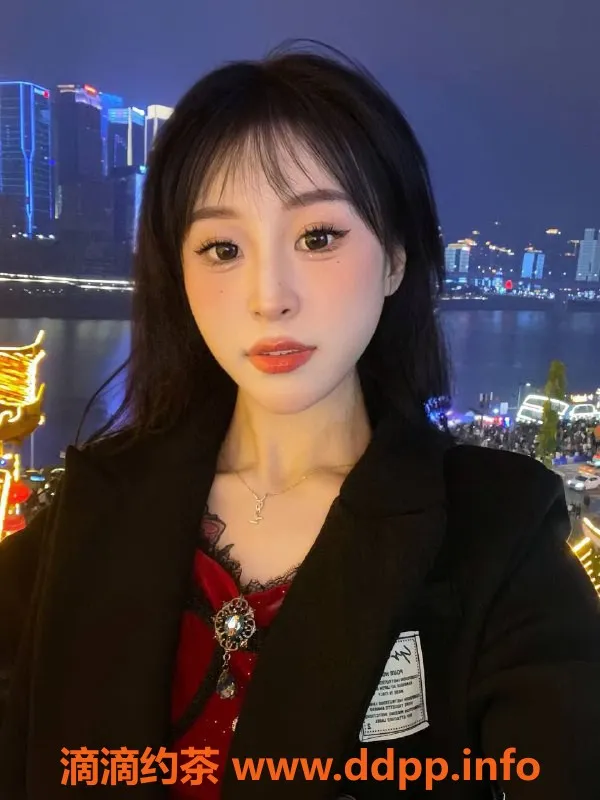 成都楼凤-成都莹莹，萝莉学妹，超赞服务体验