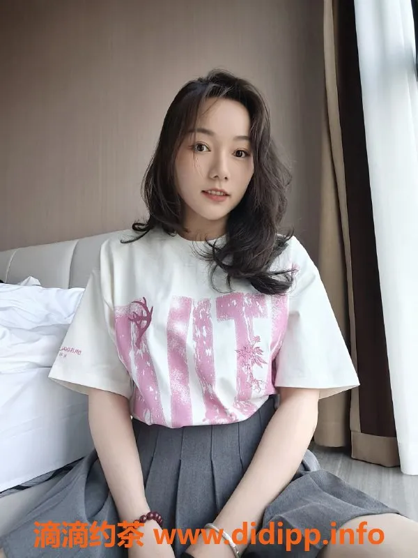 长沙楼凤-芙蓉区新下海艺名六月，服务500p起