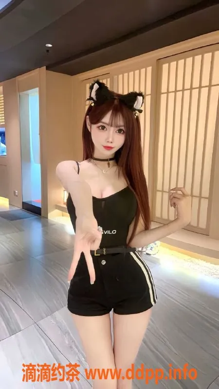 广州楼凤-天河御姐浅浅，夜课12P，热情大胸等你来体验！