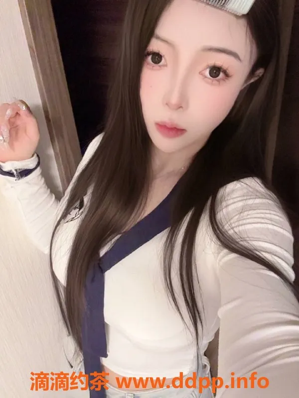 东莞楼凤-大朗依依，价格P/700，PP/1400，服务贴心