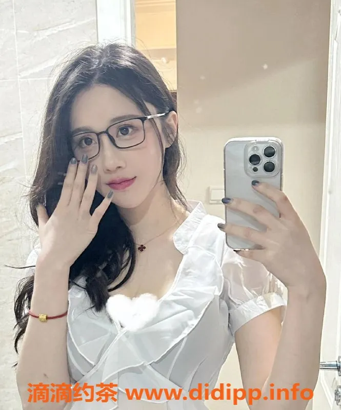 广州楼凤-白云区小兔，清纯可爱，等你来约！