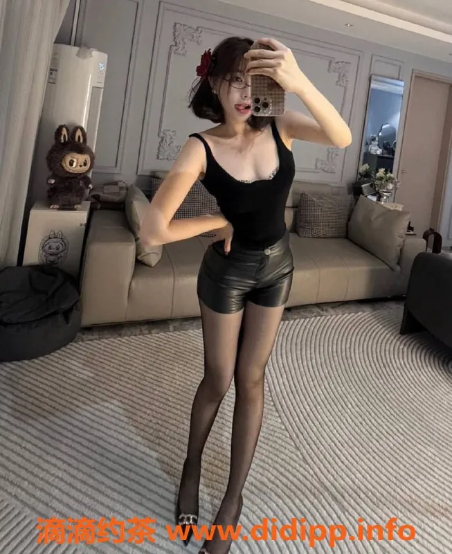 广州楼凤-天河区叶晴晴，茶费800，值得一试！