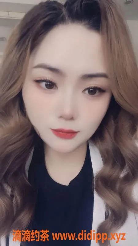 南昌楼凤-小陀螺：158cm，48kg，26岁女神专享服务