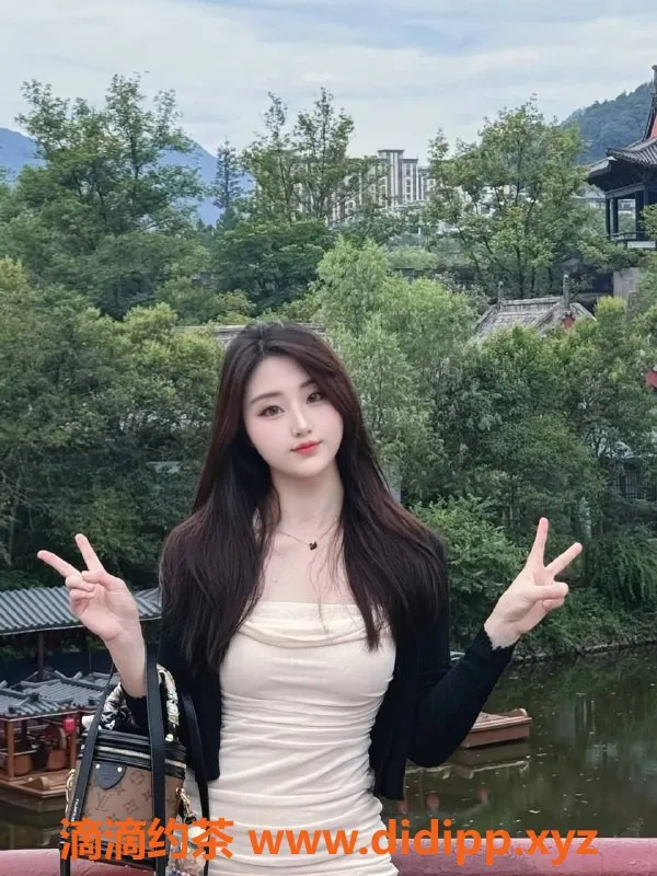 广州楼凤资源信息,佛山金沙洲杜老师蛇吻，600起享服务