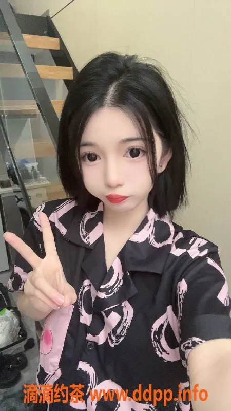 上海楼凤-饱饱—杨浦热忱小姐姐，21岁，身高163，44kg