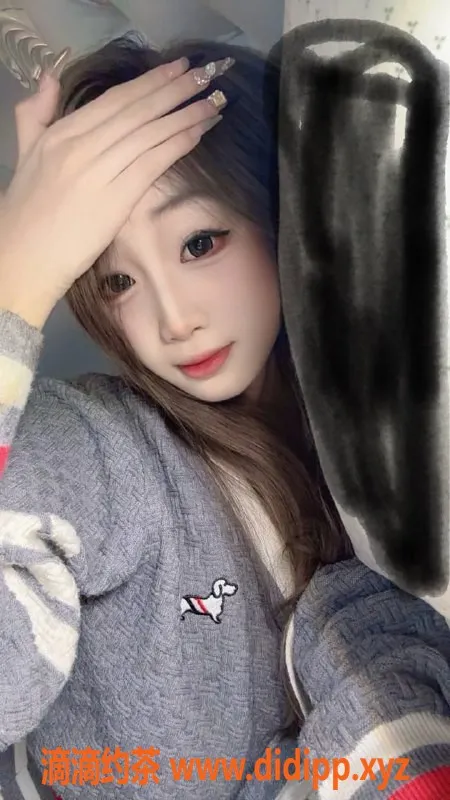 长沙楼凤-雨花区小涵，19岁169cm，700p体验不容错过