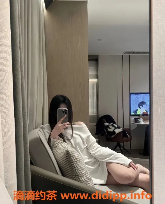 成都楼凤-成都高新区宇涵，颜值御姐，700元/60分钟