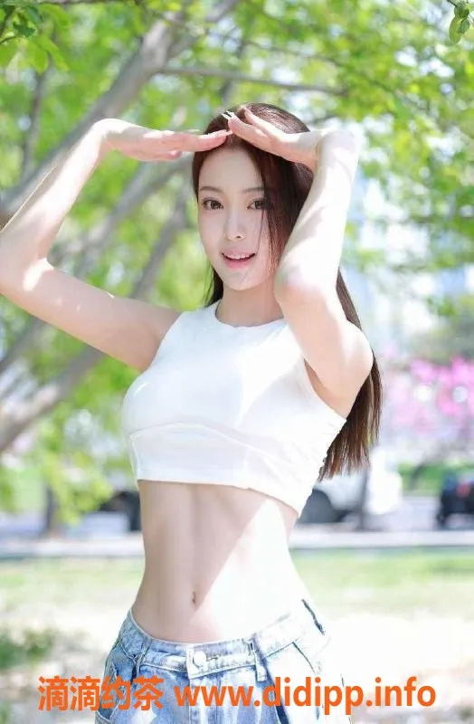 北京楼凤-朝阳小渔，清纯校花兼职，2000元服务