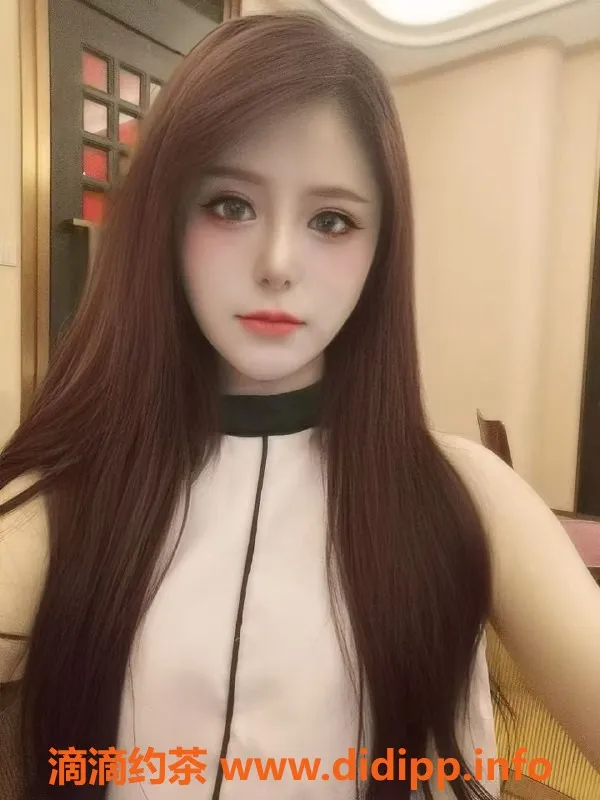 成都楼凤-武侯七七，颜值9分大长腿嫩妹车