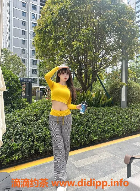 杭州楼凤-拱墅安琪嫩妹，10p大长腿69互舔服务