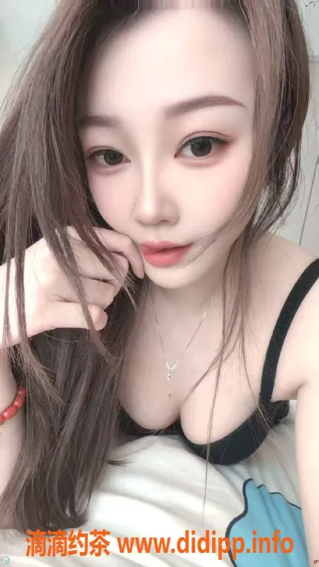 广州楼凤-佛山桂城苏酥，蛇吻服务，600起