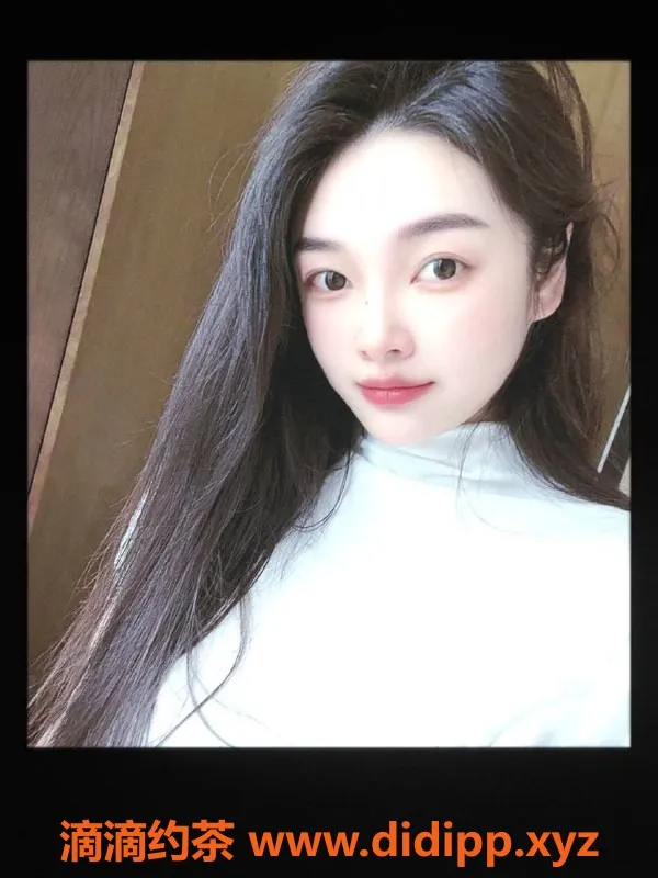 广州楼凤-天河多多御姐，8P鸳鸯浴享受大胸魅力