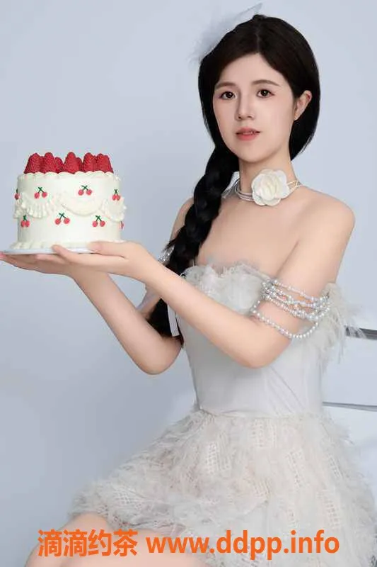 郑州楼凤-金水区香香，98年170cm，真实C，超值课费！