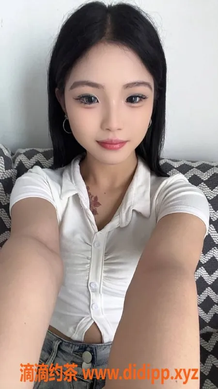 成都楼凤-成都小兰花 17岁匀称嫩妹 颜值在线包夜2000