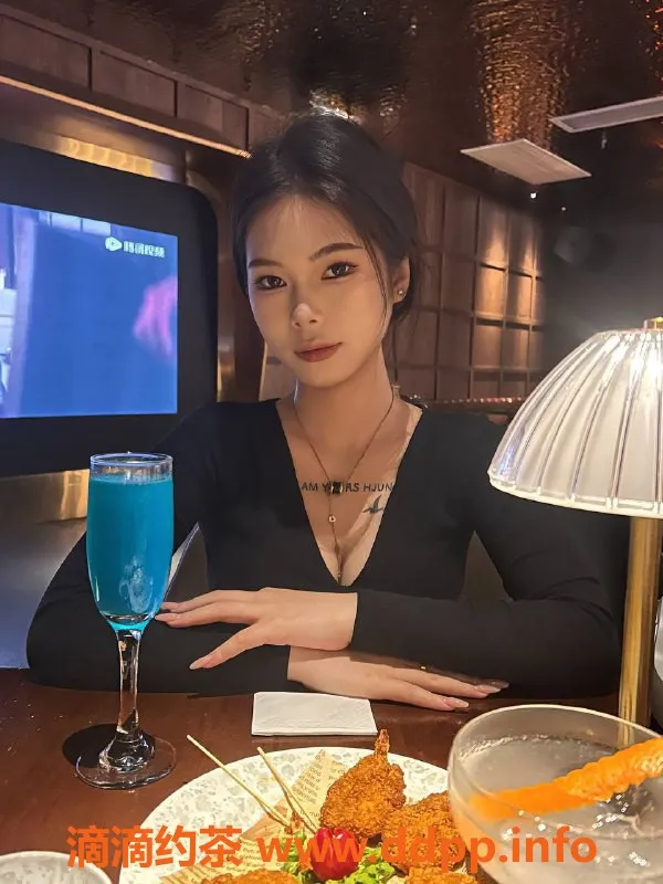 广州楼凤-黄埔嫩妹瑶一瑶，视频验证，600元约一次