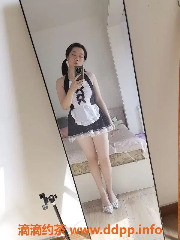 重庆楼凤-大学城静静子，26岁身材完美服务全面